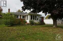 919 EDYTHE AVENUE | Cornwall Ontario | Slide Image Two