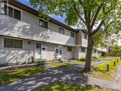 4836 HENDON WAY Ottawa Ontario, K1J 8T1