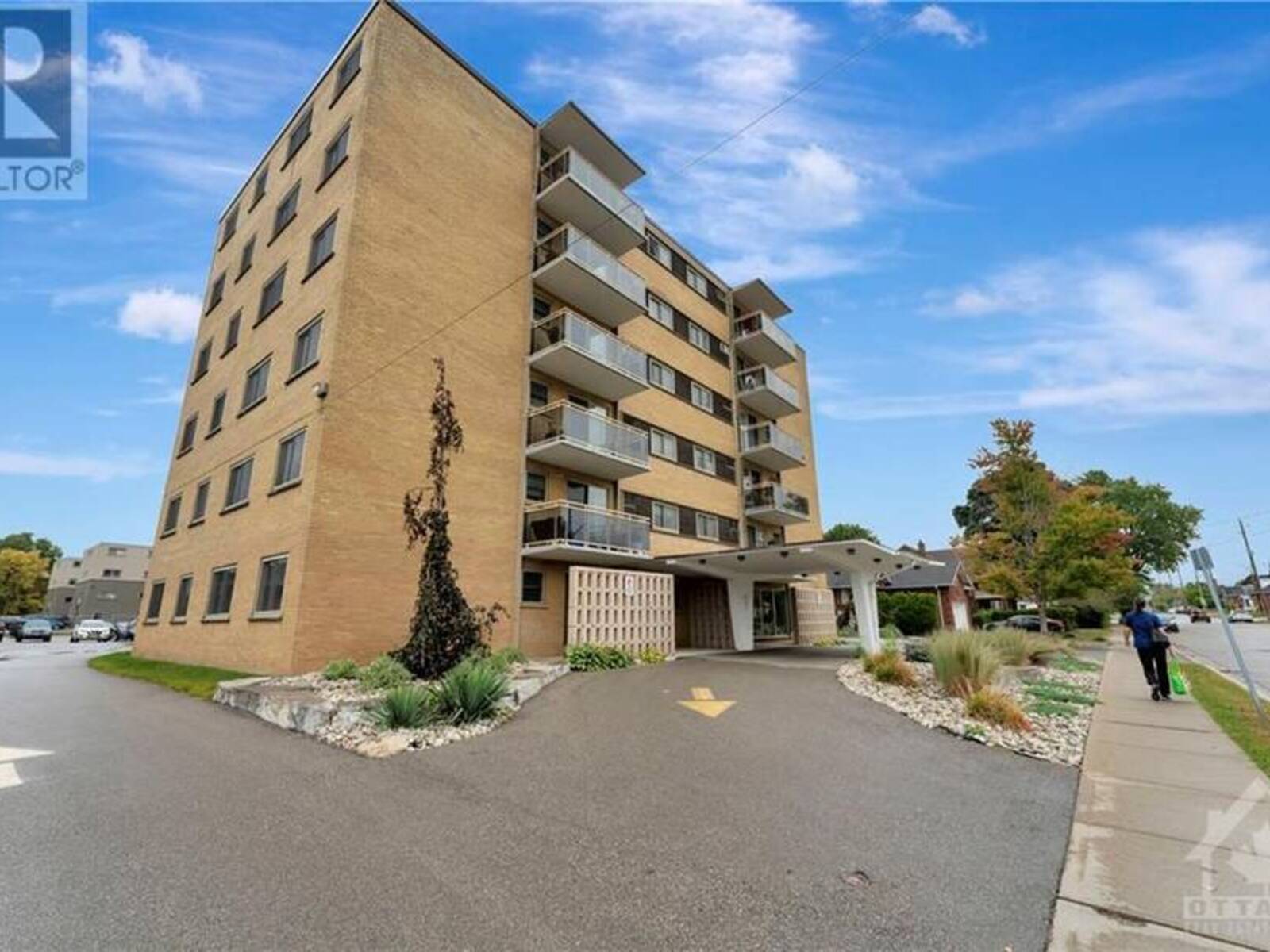 87 ST GEORGE STREET UNIT#206, Brantford, Ontario N3R 1V5