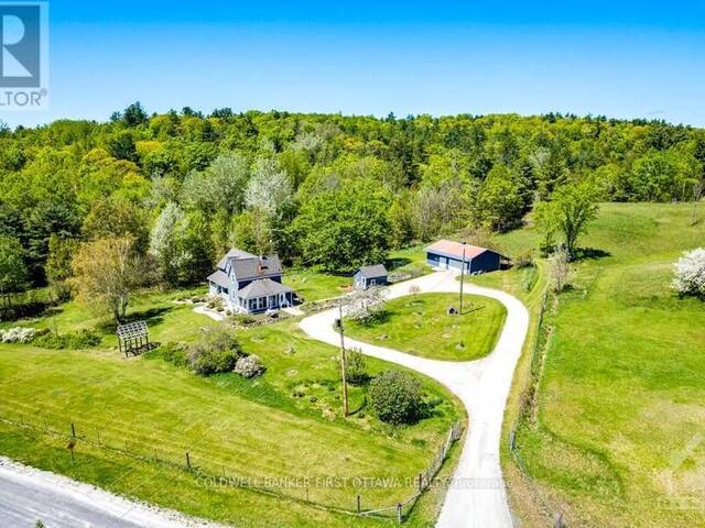 376 NORTH SHORE ROAD Lanark Highlands Ontario, K0G 1M0 - Waterfront Farm For Sale