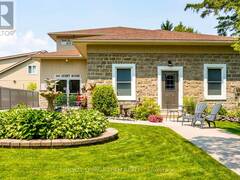 223 MAIN STREET W Merrickville Ontario, K0G 1N0