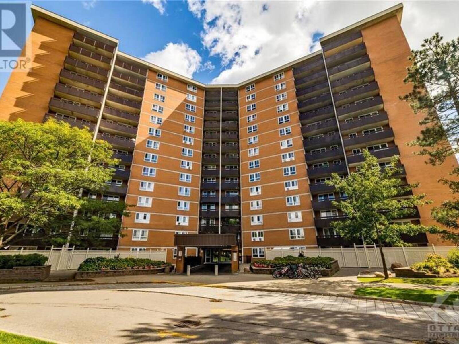 2020 JASMINE CRESCENT UNIT#918, Ottawa, Ontario K1J 8K5