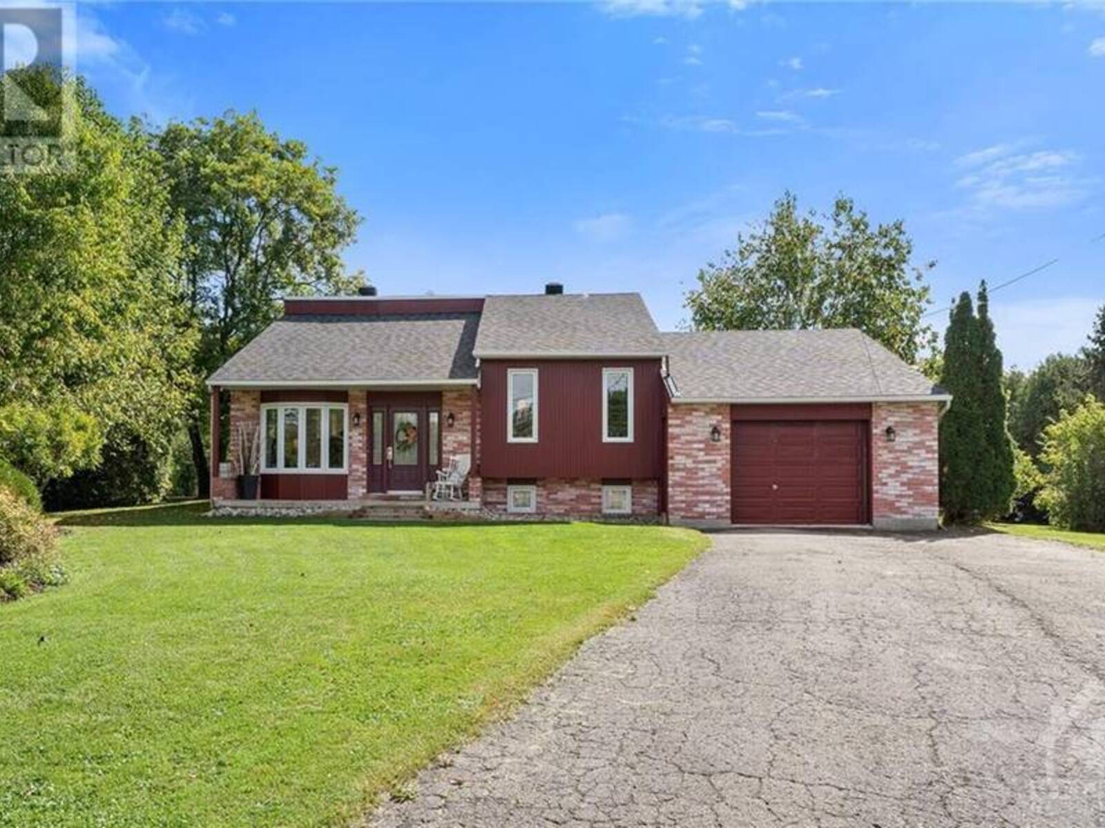 18 MARQUETTE STREET, Clarence-Rockland, Ontario K4K 1K7