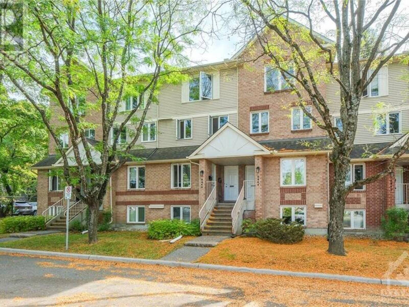 6846 JEANNE D'ARC BOULEVARD UNIT#A, Ottawa, Ontario K1C 6E9