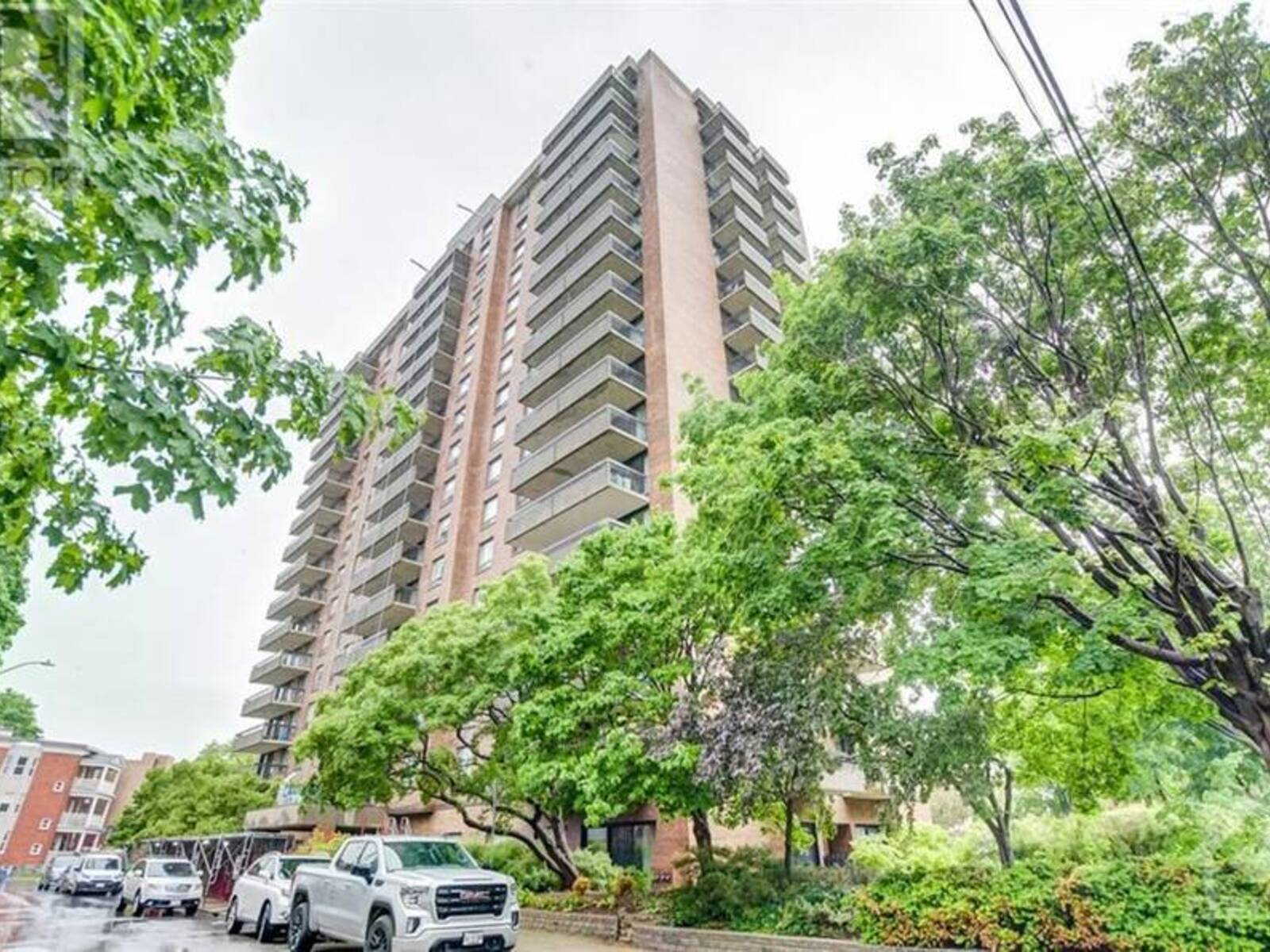 20 THE DRIVEWAY DRIVE UNIT#1605, Ottawa, Ontario K2P 1C8