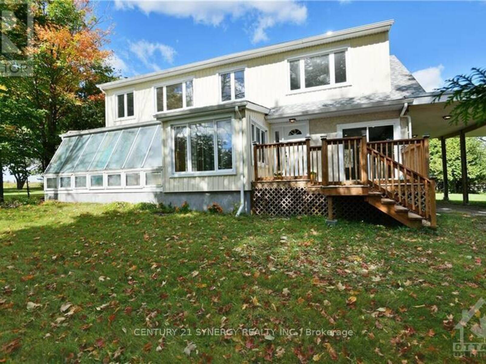 500 ASHDAD ROAD, Madawaska, Ontario K7V 3Z9