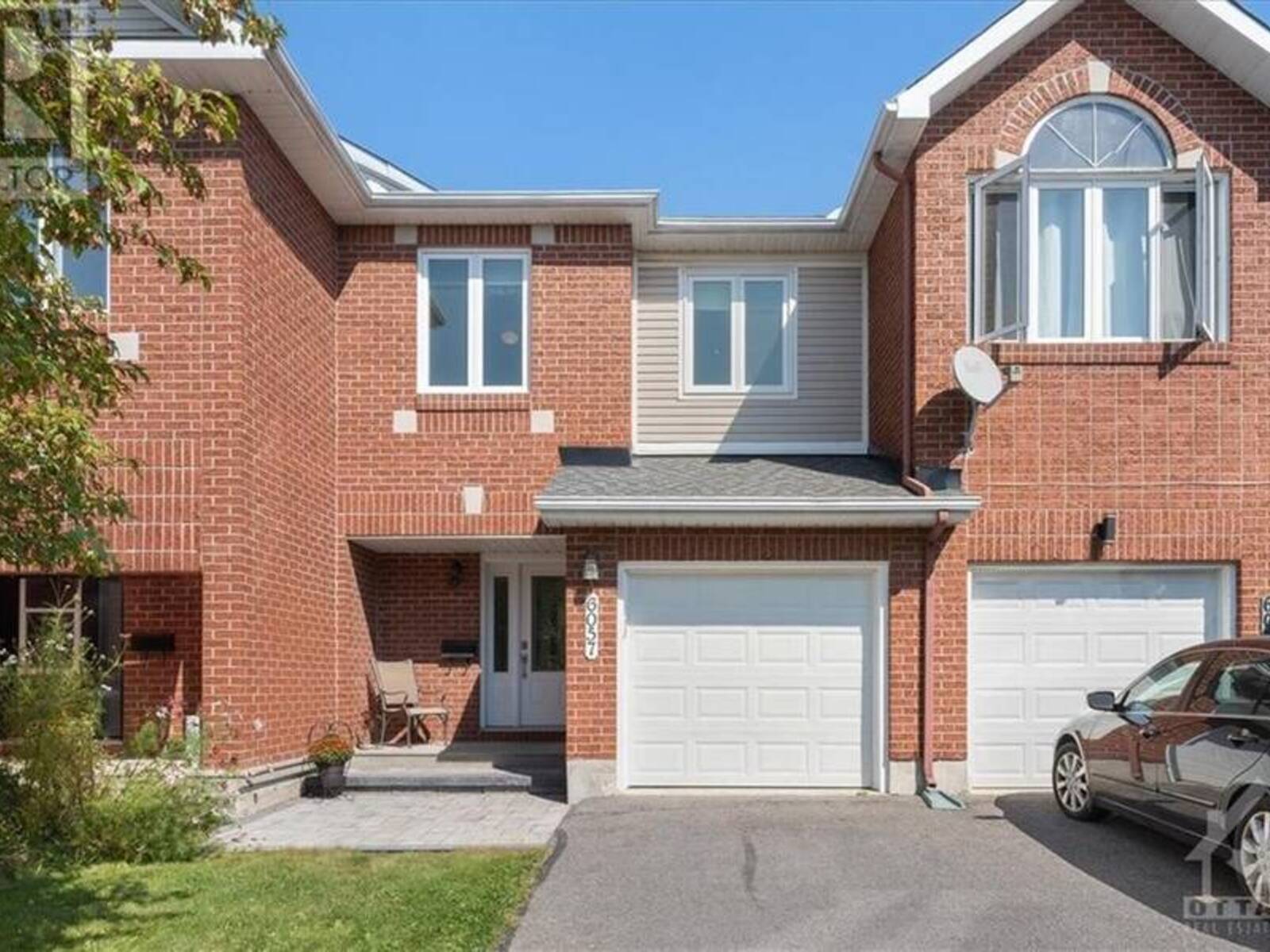 6057 PINEGLADE CRESCENT, Ottawa, Ontario K1W 1H1