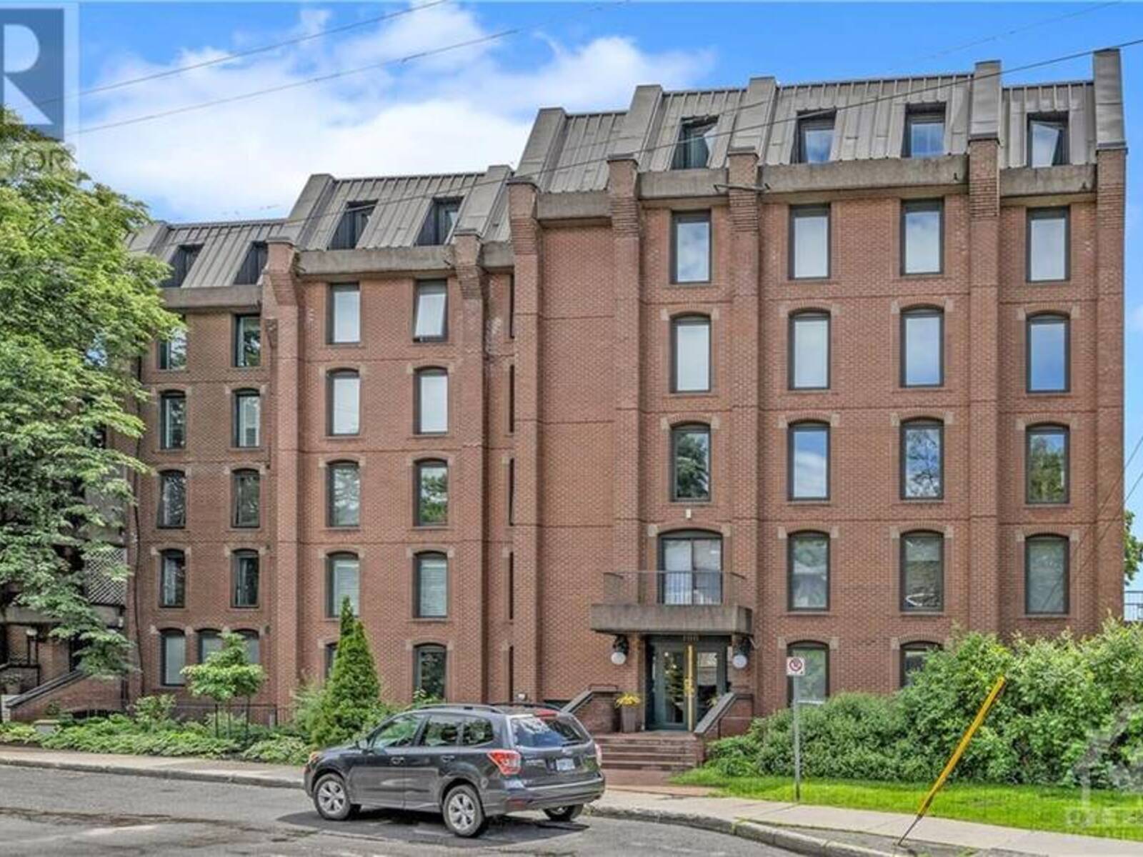 100 RIDEAU TERRACE UNIT#7, Ottawa, Ontario K1M 0Z2