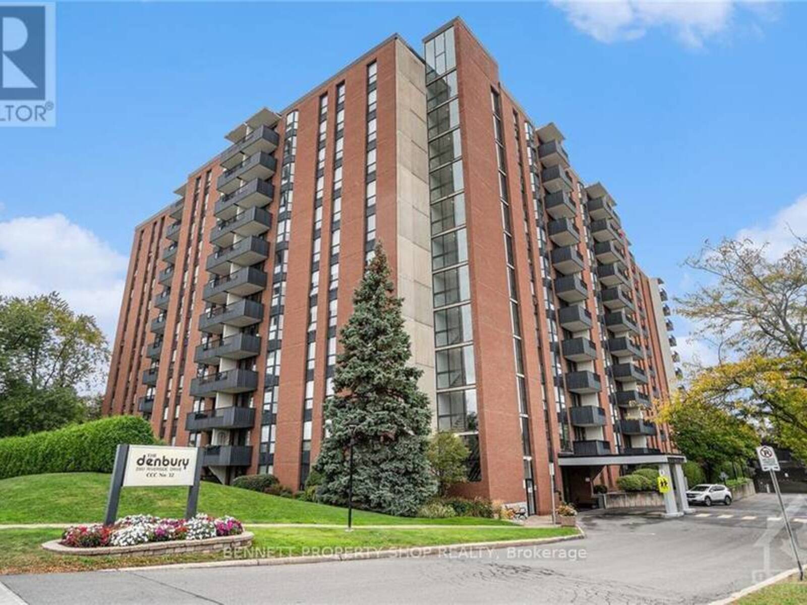 1015 - 2951 RIVERSIDE DRIVE, Ottawa, Ontario K1V 8W6