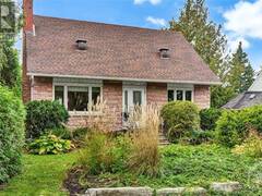 612 COURTENAY AVENUE Ottawa Ontario, K2A 3B5