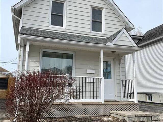 323 MONTFORT STREET Gloucester Ontario, K1L 5N5