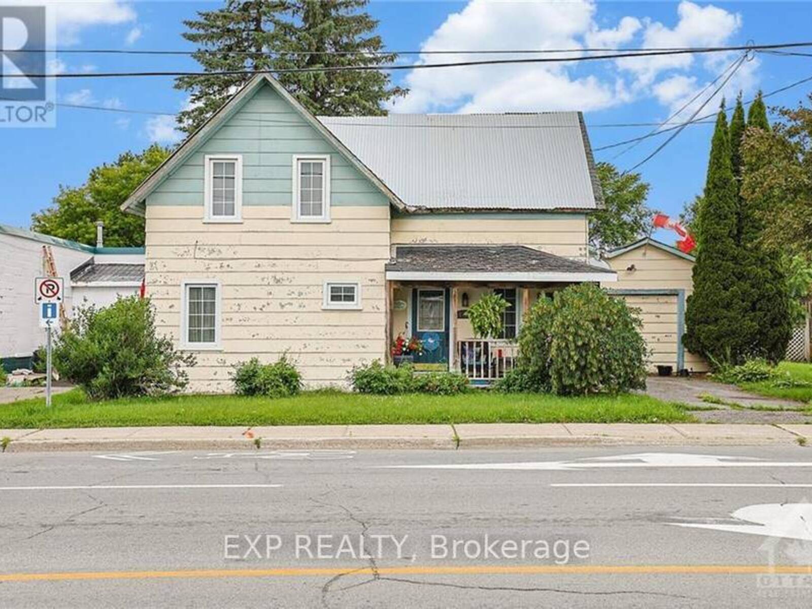 158 OTTAWA STREET, Almonte, Ontario K0A 1A0