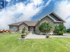 99 MUIRFIELD COURT Pakenham Ontario, K0A 2X0