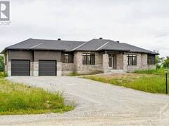 46 TENNANT DRIVE Smiths Falls Ontario, K7A 4S5