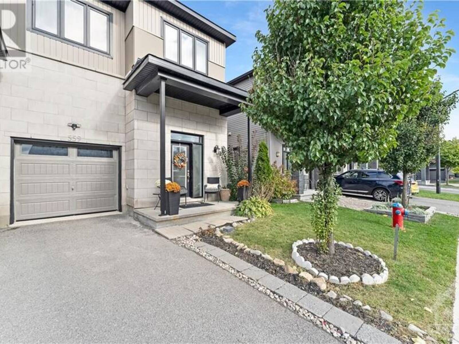 559 RADIANT PRIVATE, Kanata, Ontario K2M 0M7