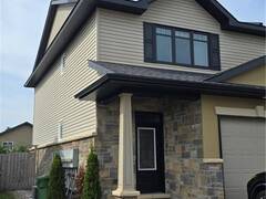 12 MCNAMARA STREET Petawawa Ontario, K8H 3N9