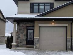 12 MCNAMARA STREET Petawawa Ontario, K8H 3N9