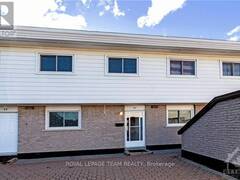 57 HADLEY CIRCLE Bells Corners Ontario, K2H 7Z8