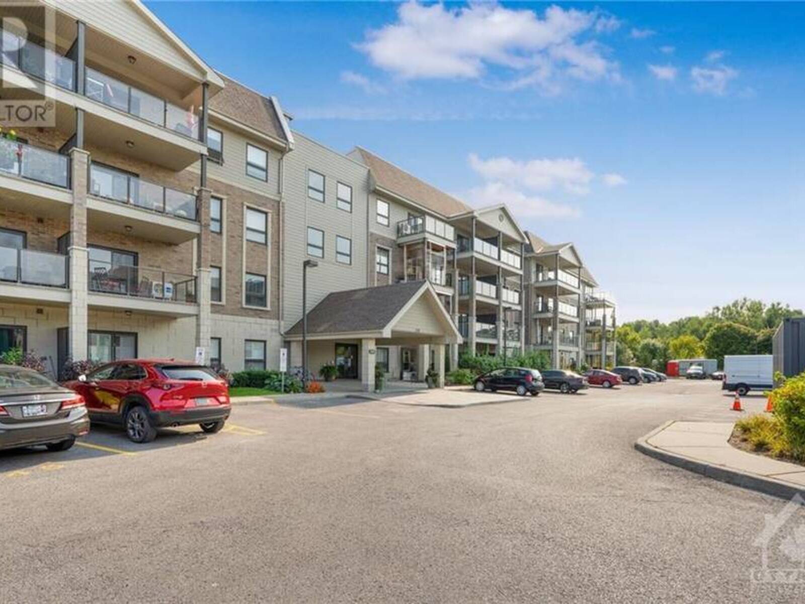 120 PRESTIGE CIRCLE UNIT#411, Orleans, Ontario K4A 1B4