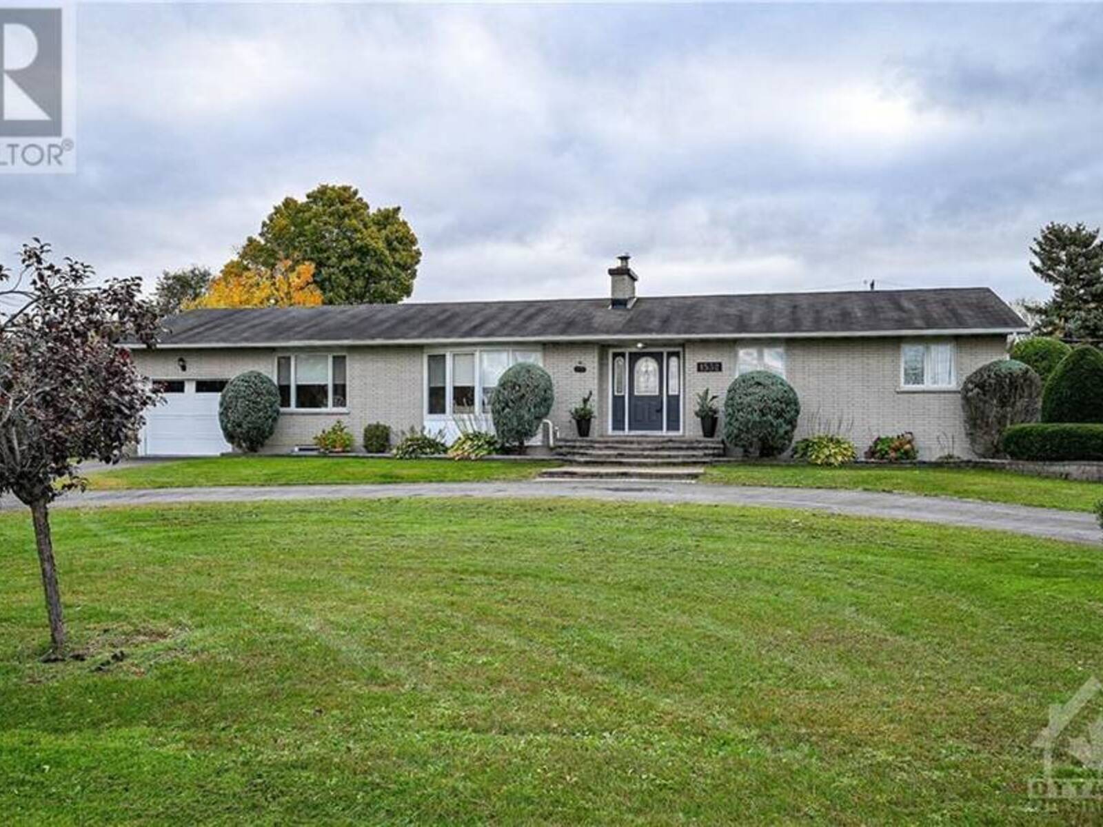 1532 BELLA VISTA DRIVE, Cumberland, Ontario K4C 1A7