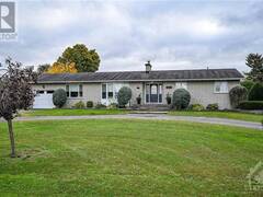 1532 BELLA VISTA DRIVE Cumberland Ontario, K4C 1A7