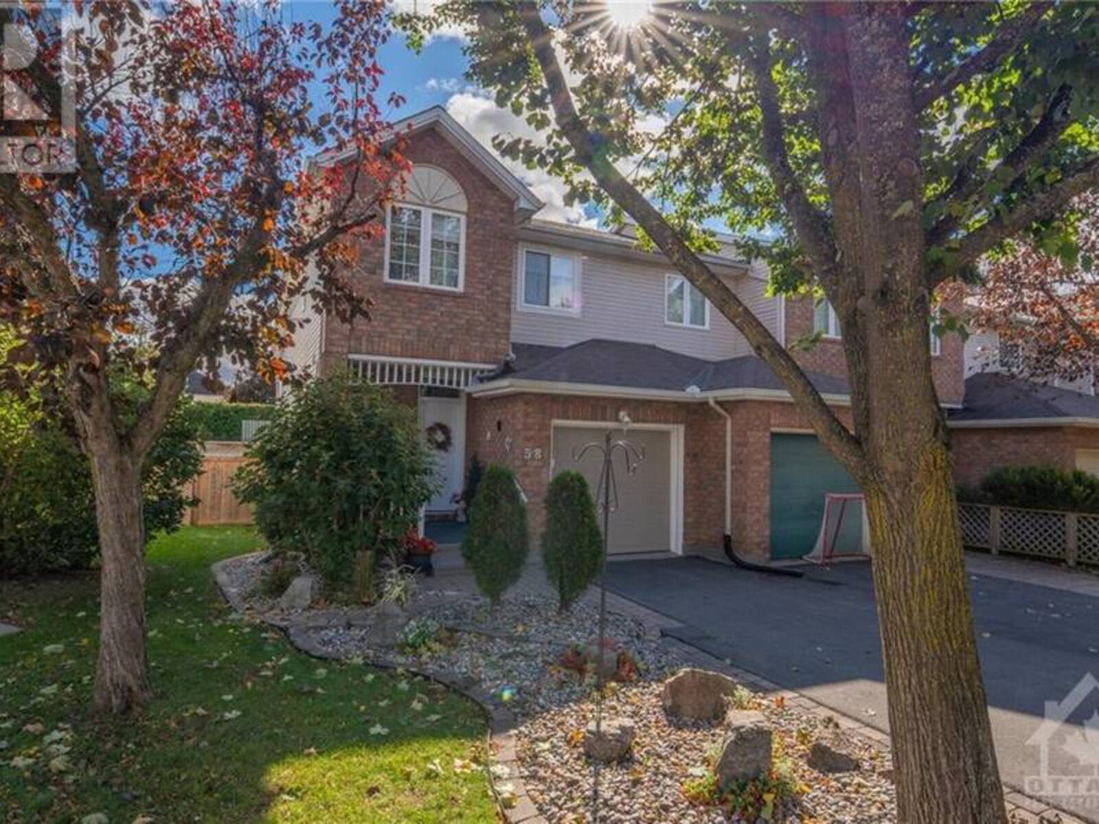 58 MILNER DOWNS CRESCENT, Kanata, Ontario K2M 2S5