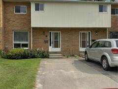 16 CRAIG STREET Perth Ontario, K7H 3K1