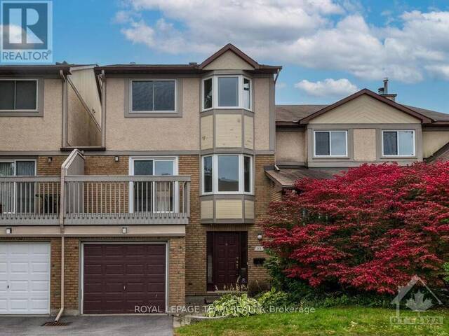 82 VERSAILLES Ottawa Ontario, K1V 0M2