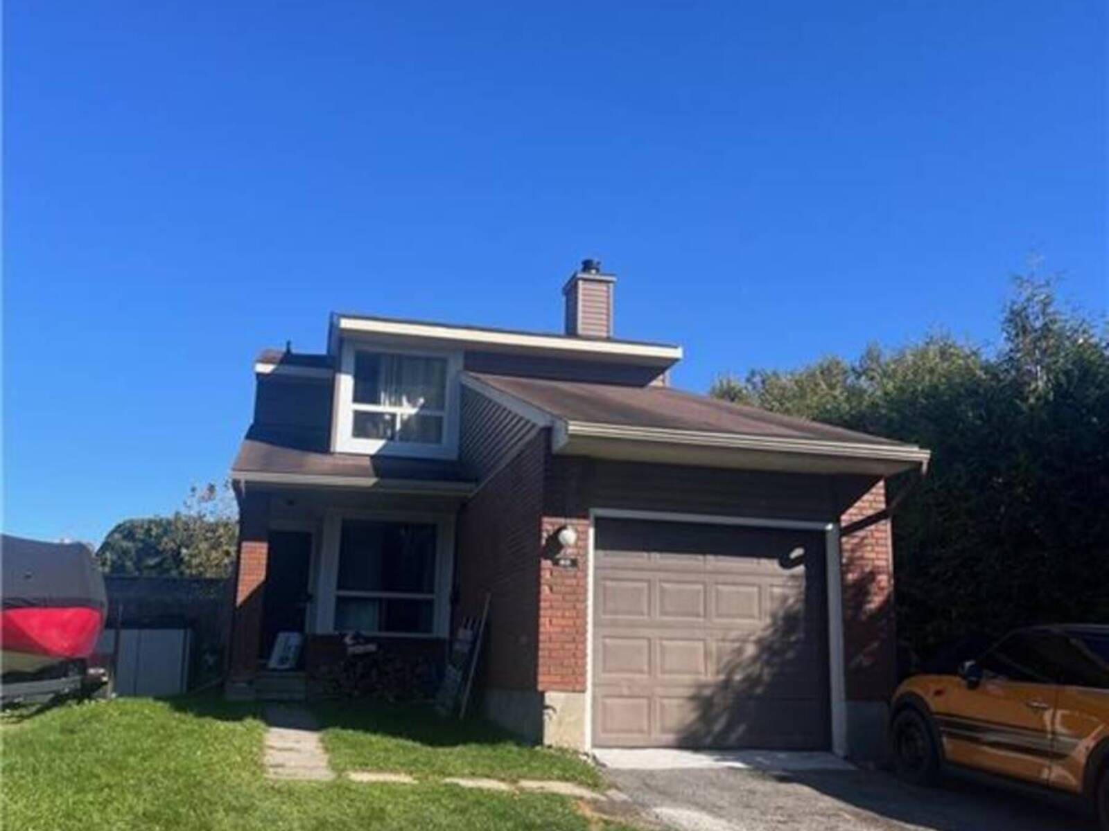 1631 SAXONY CRESCENT, Gloucester, Ontario K1B 5K8