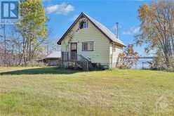 17 FISH HUT ROAD | North Algona Wilberforce Ontario | Slide Image Nine