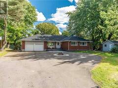 3027 PRINCE OF WALES DRIVE Ottawa Ontario, K2C 3H1