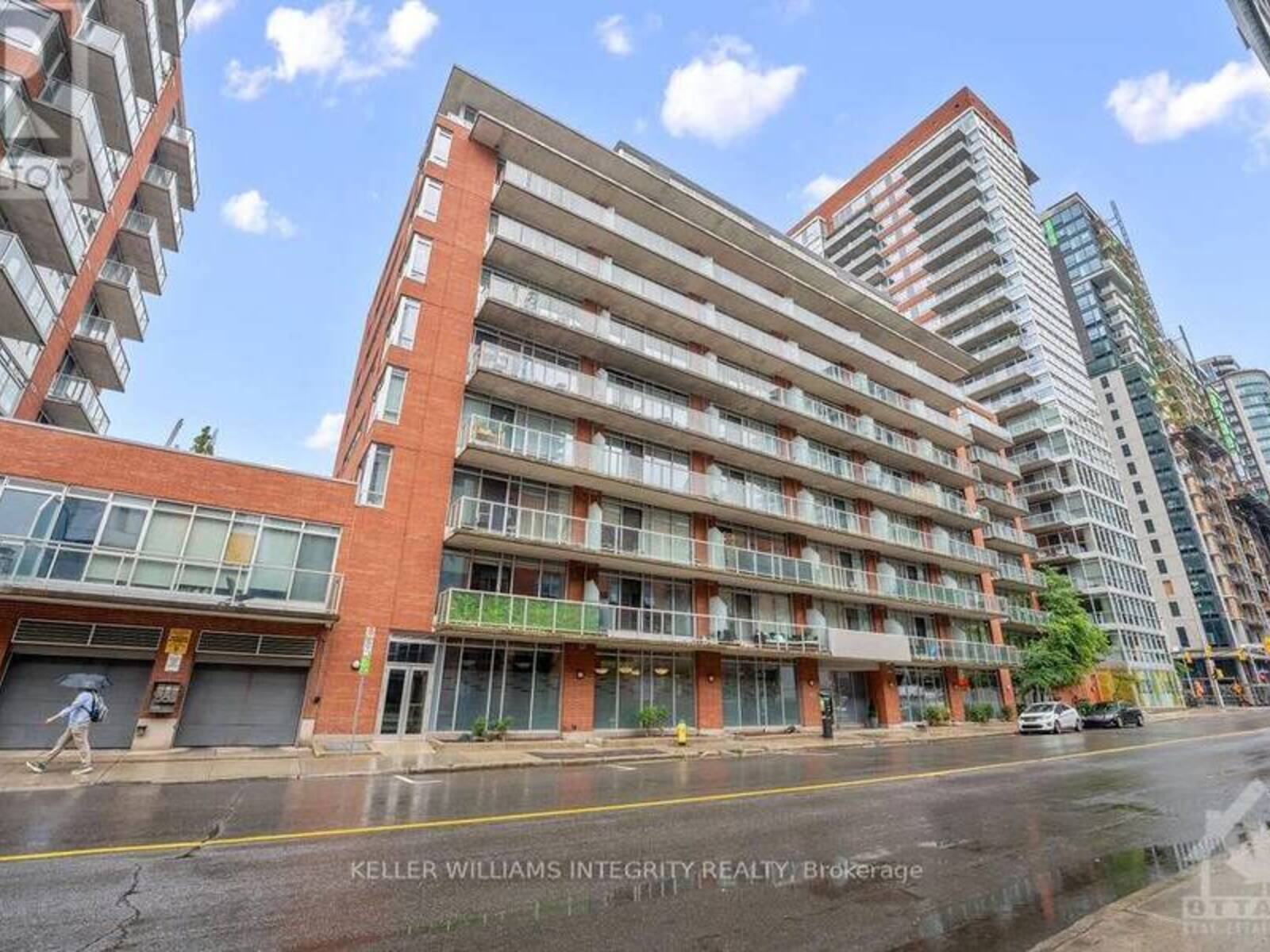 301 - 383 CUMBERLAND STREET, Ottawa, Ontario K1N 1J7