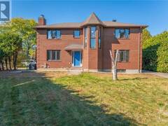 366 PICKFORD DRIVE Ottawa Ontario, K2L 3P1