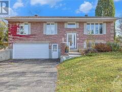 4 OAKRIDGE CRESCENT Smiths Falls Ontario, K7A 5G6