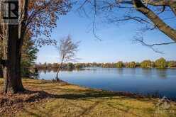 1082 BOUCHER CRESCENT UNIT#2 | Manotick Ontario | Slide Image Four