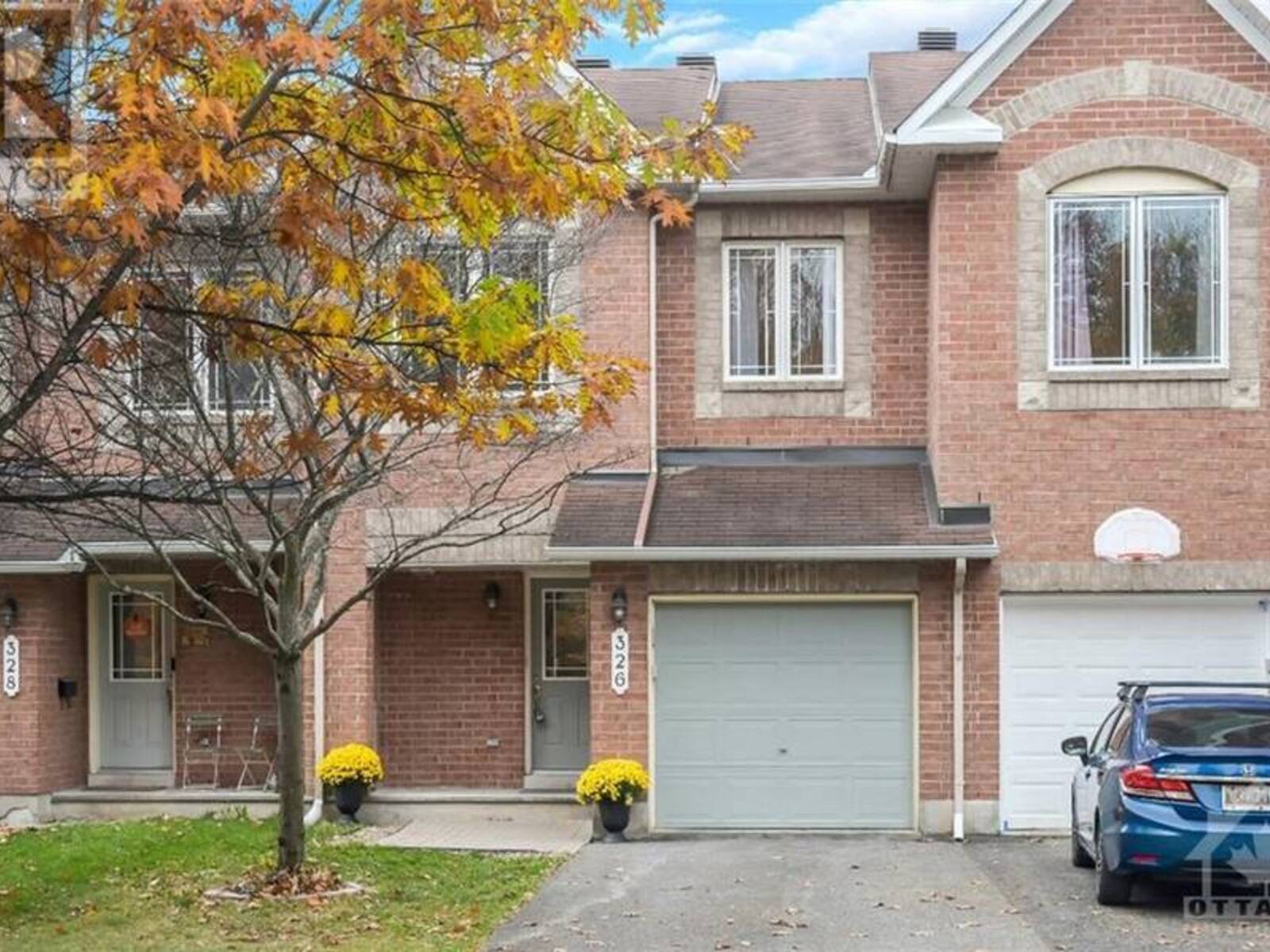 326 STATEWOOD DRIVE, Kanata, Ontario K2K 0A9