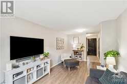 120 WHALINGS CIRCLE | Ottawa Ontario | Slide Image Nine