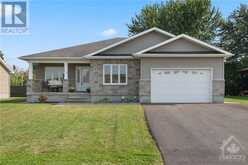 10 TABITHA CRESCENT | Chesterville Ontario | Slide Image One