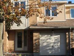 4E MAPLE RIDGE CRESCENT Nepean Ontario, K2J 3K9