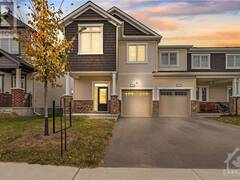 522 FLAGSTAFF DRIVE Ottawa Ontario, K2J 6W1