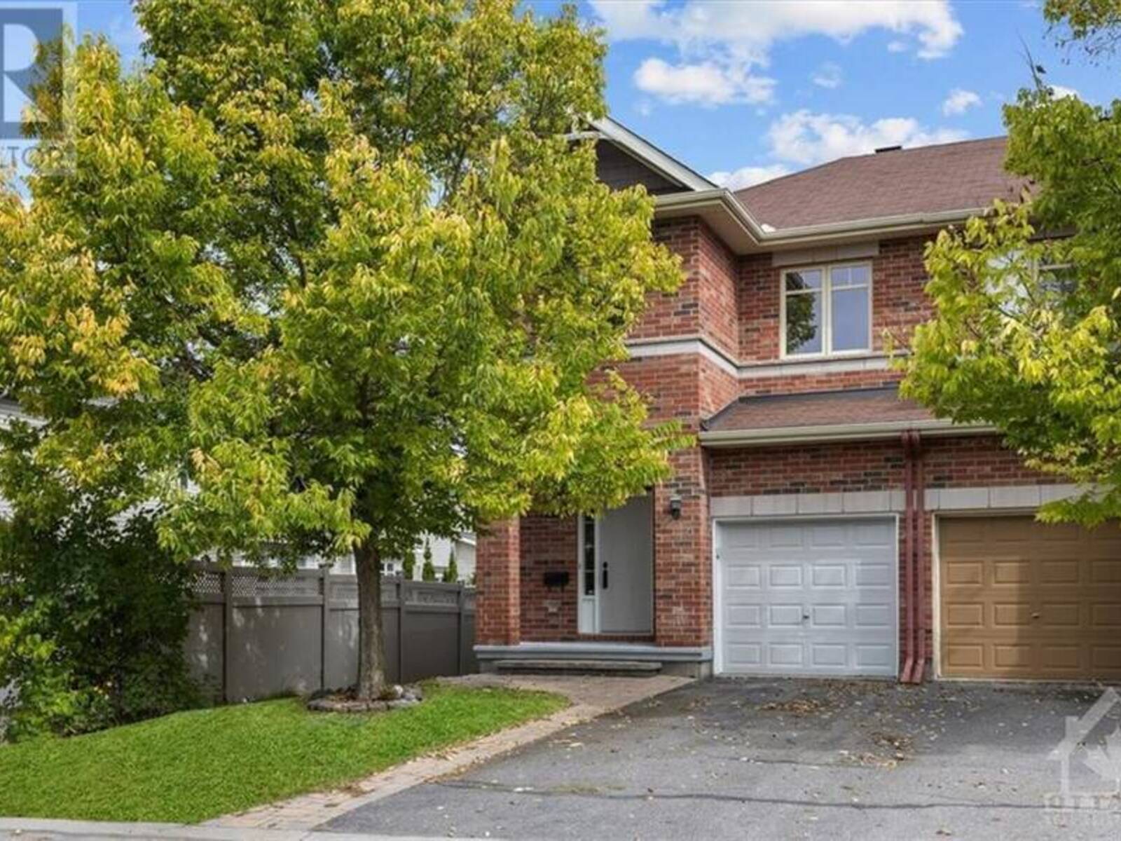 267 BADGELEY AVENUE, Ottawa, Ontario K2T 0A7