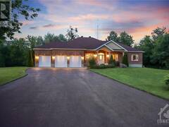 2539 KEARNS WAY Greely Ontario, K4P 1R9