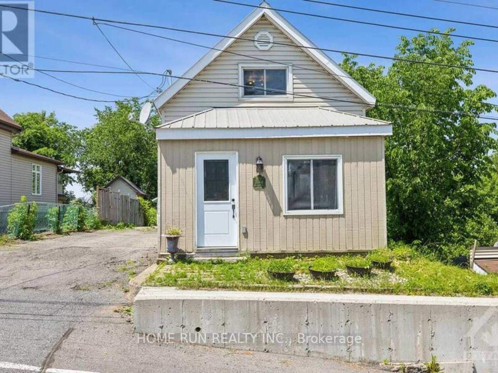 2088 VICTORIA STREET, Clarence-Rockland, Ontario K4K 1K5