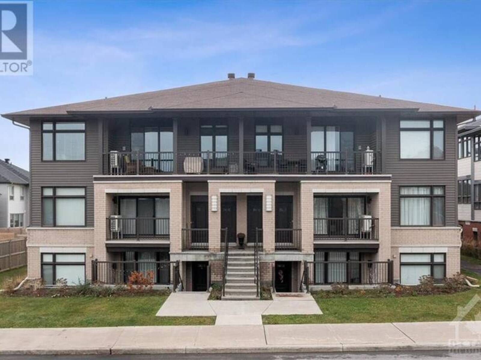 365 HALIBURTON HEIGHTS UNIT#C, Ottawa, Ontario K2V 0J3