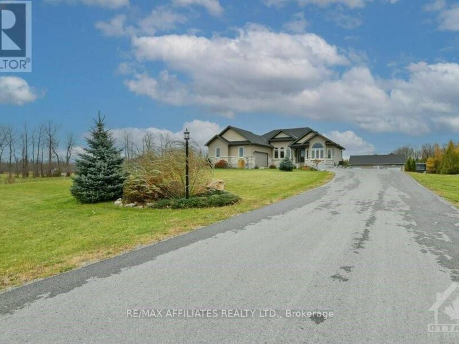 275 COUNTRY LANE DRIVE, Beckwith, Ontario K7C 3P2