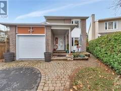 814 GADWELL COURT Ottawa Ontario, K1E 2L1