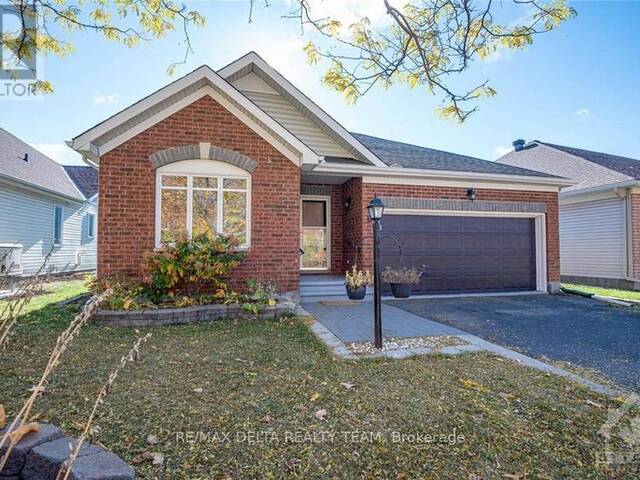 8 SPINNEY WAY Ottawa Ontario, K2J 4Y8