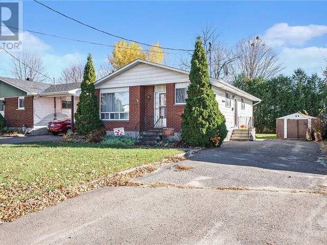 12 HAGGART STREET Perth Ontario, K7H 2Z4