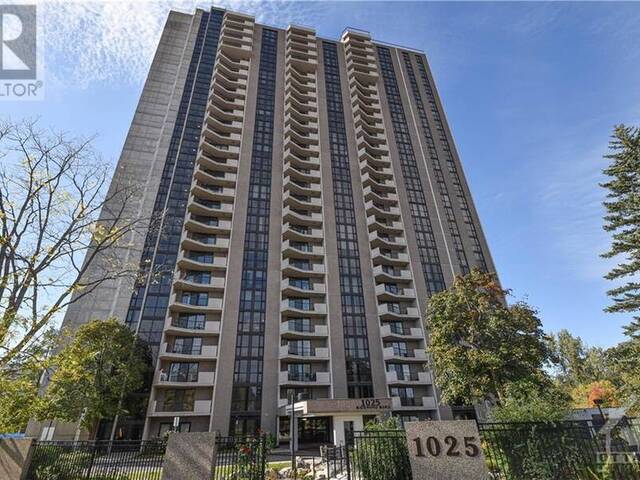 1003 - 1025 RICHMOND ROAD Woodroffe Ontario, K2B 8G8