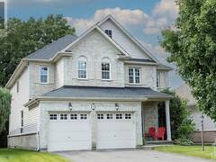 9 LEATHERWOOD CRESCENT Nepean Ontario, K2J 4X8